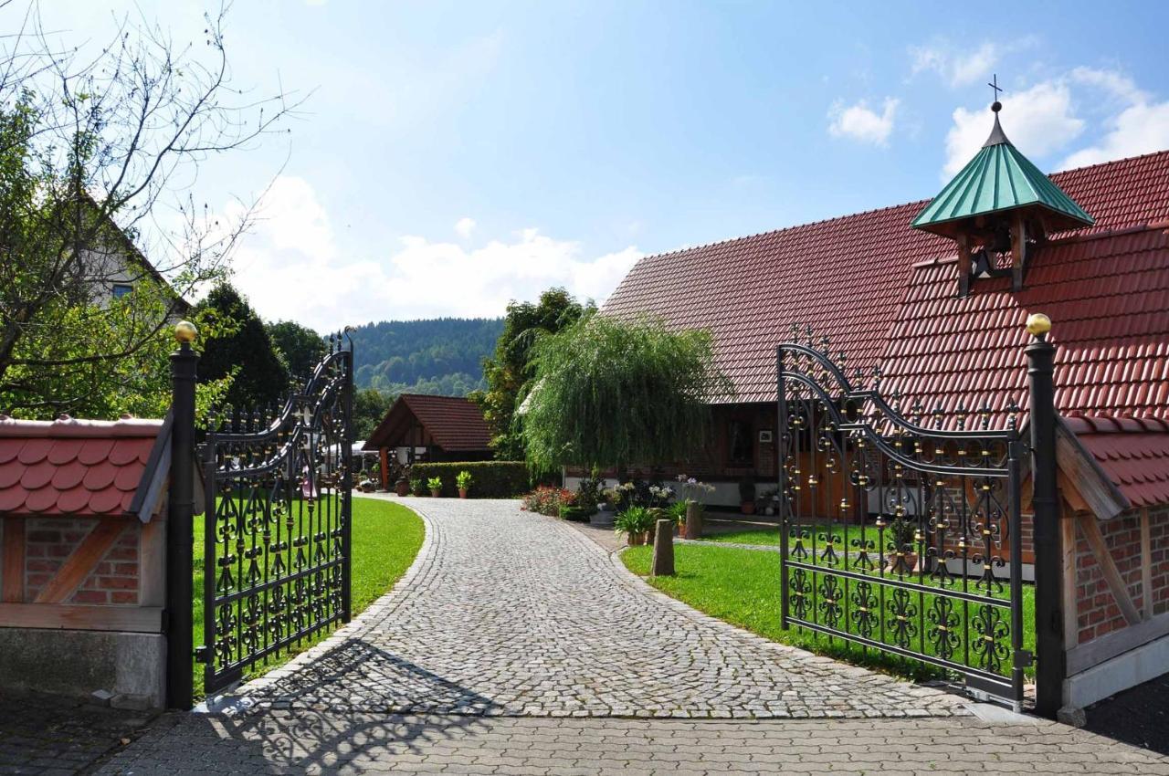 Landhotel Zur Pferdetraenke Schleid Kültér fotó