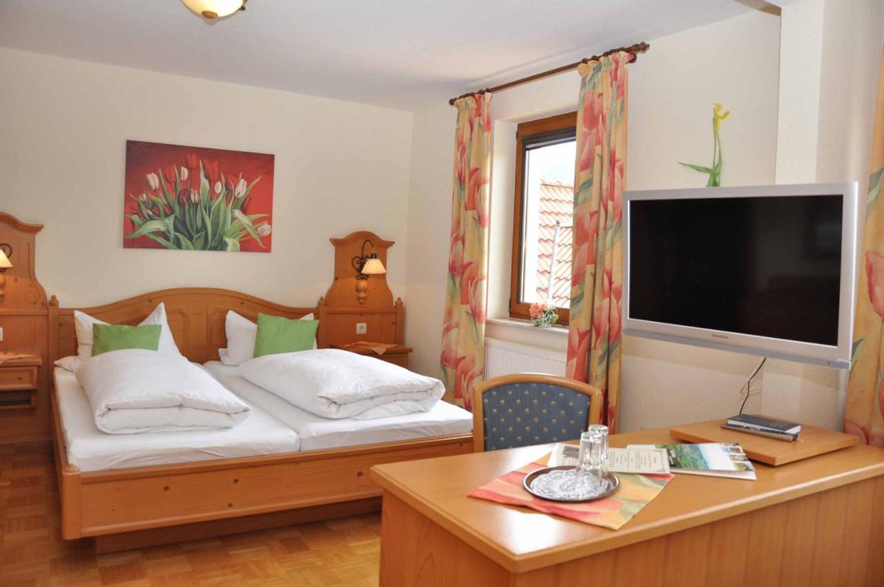 Landhotel Zur Pferdetraenke Schleid Kültér fotó